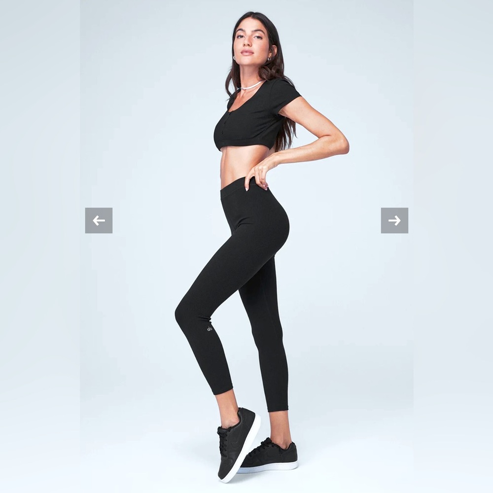 Alo Blissful Leggings (NWTAGS!) Black XS